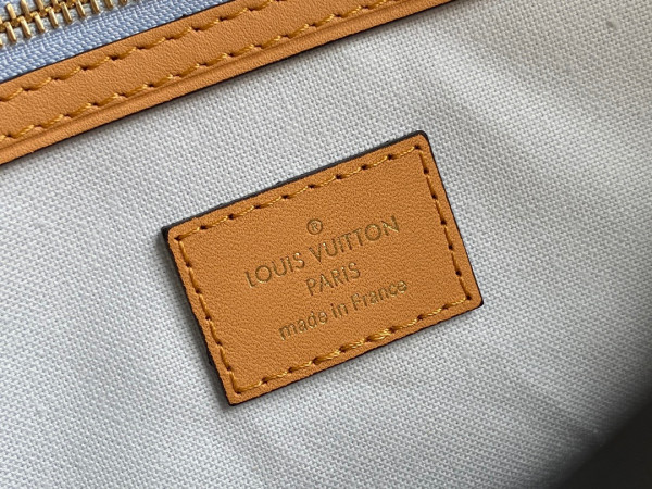 l**is V*t*n speedy bandouliÈre 30