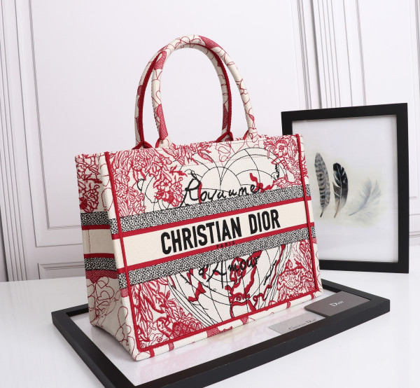 D*or small book tote