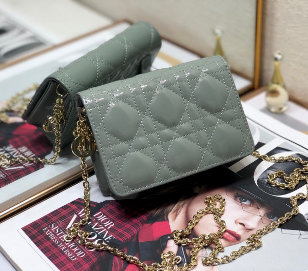 lady D*or nano pouch