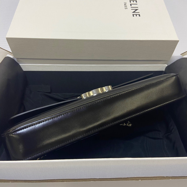 Ce**e chain bag triomphe