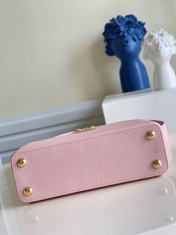 l**is V*t*n capucines bb