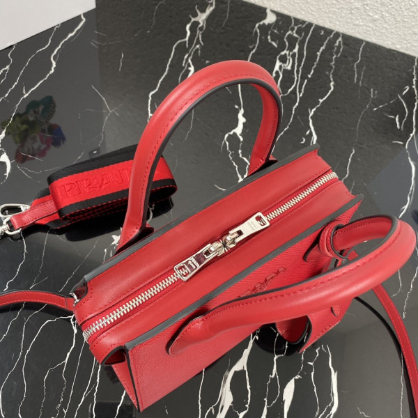 Pra*a saffiano leather Pra*a monochrome bag