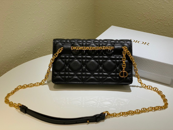 D*or caro belt pouch with chain