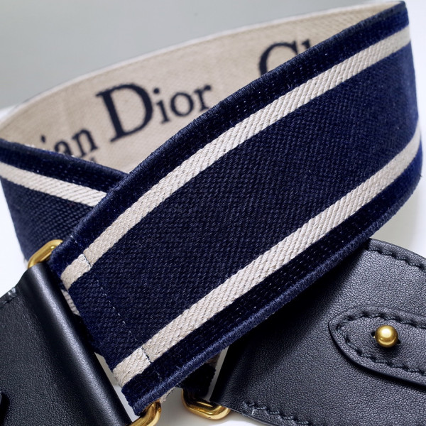 D*or strap in valvet