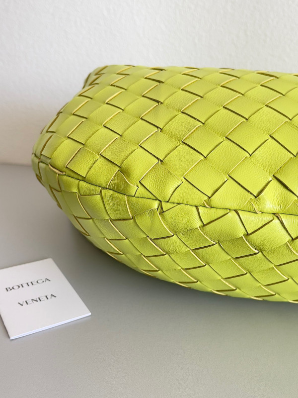 Bo*te*ga ve*ne*ta teen jodie