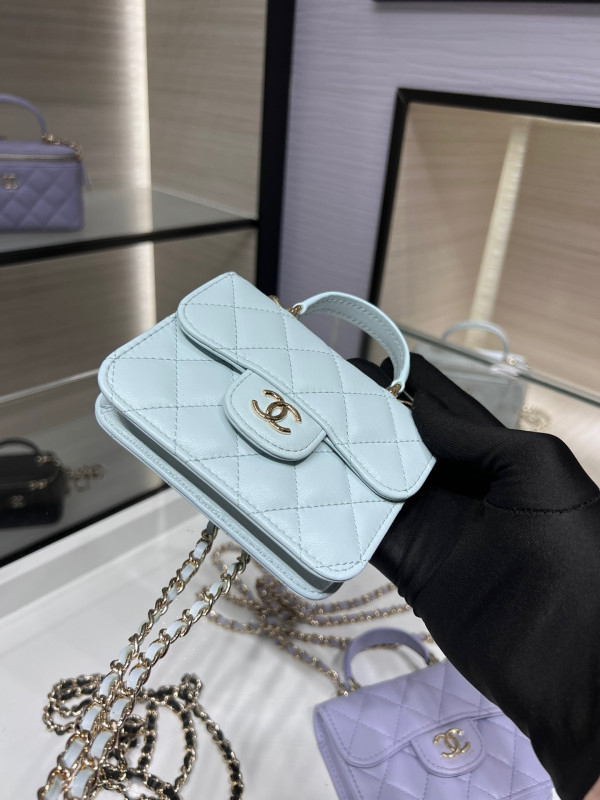 CL FLAP COIN PURSE WITH CHAIN