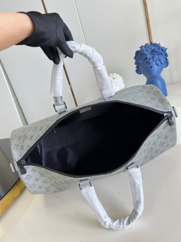 l**is V*t*n keepall 50b