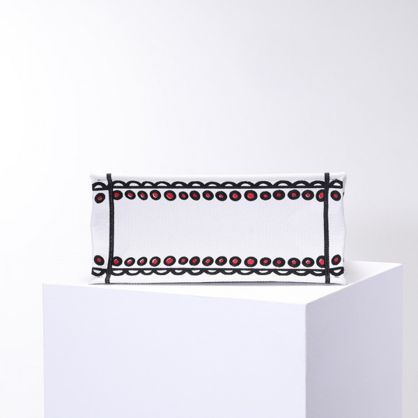 medium D*or book tote