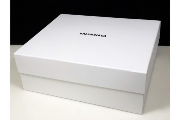 Ba*len*cia*ga track trainer