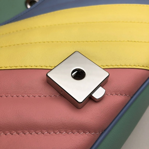 G*u*i gg marmont 26cm