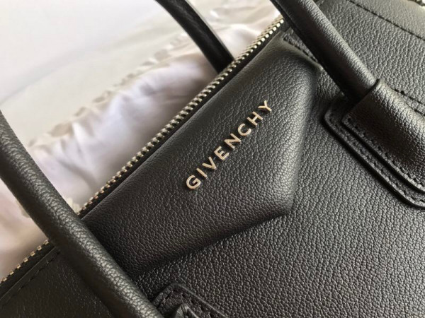 GIVENCHY ANTIGONA MINI/SMALL/MEDIUM IN GRAINED LEATHER