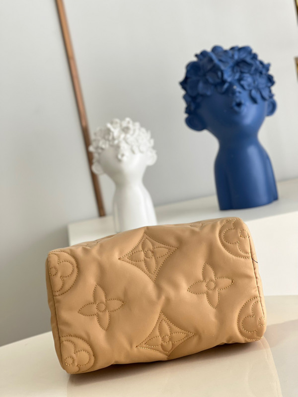 l**is V*t*n speedy bandouliÈre 25