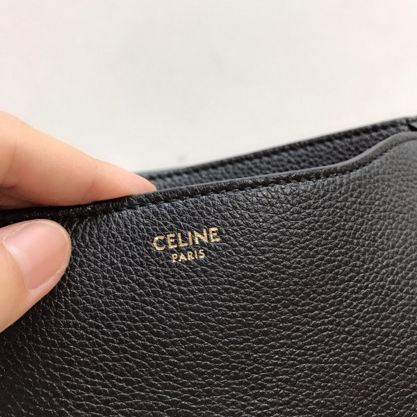 Ce**e besace 16 bag in grained calfskin