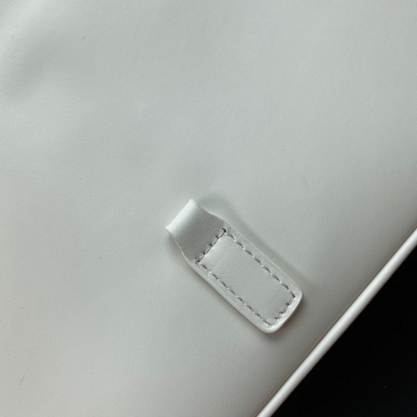 YSL LE 5 À 7 HOBO BAG