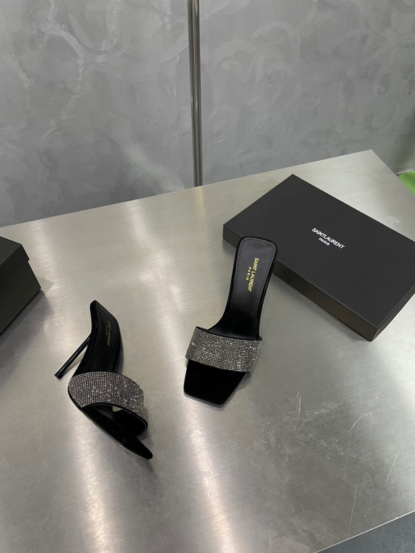 YSL LUCKING EVENING MULE