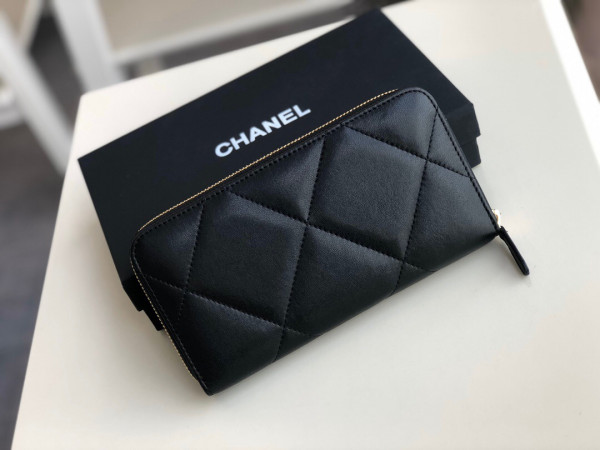 CL 19 ZIPPED WALLET