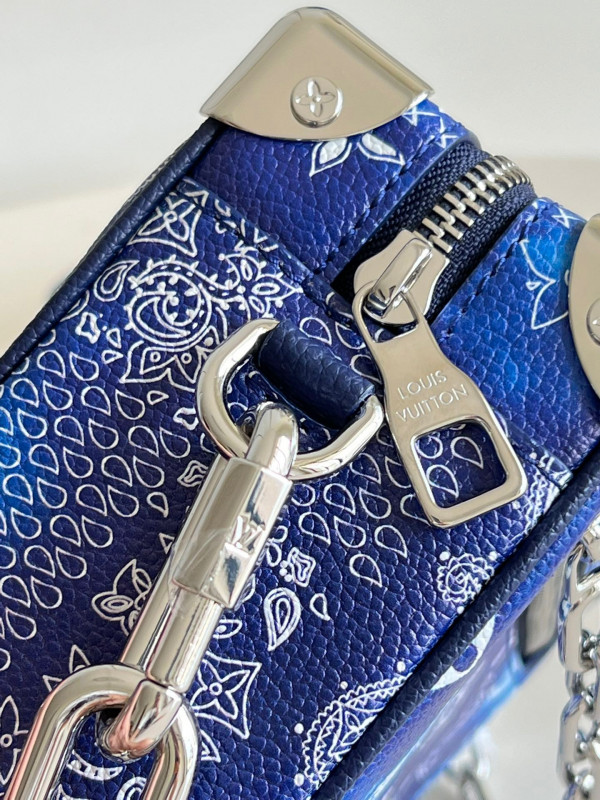 l**is V*t*n mini soft trunk