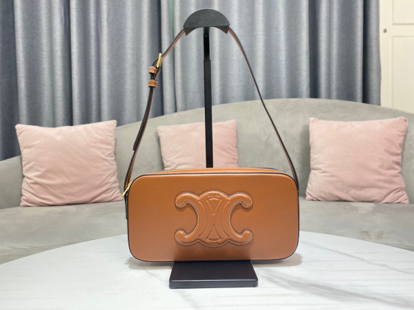 Ce**e mini camera shoulder bag