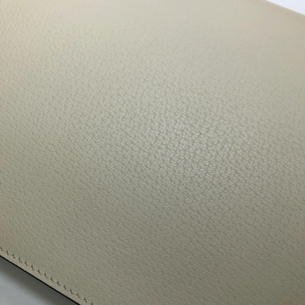 G*u*i dionysus gg clutch