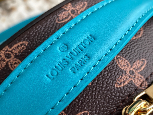 l**is V*t*n wheel box