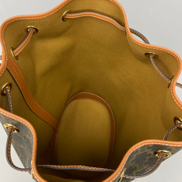 Ce**e medium sailor bag in triomphe canvas