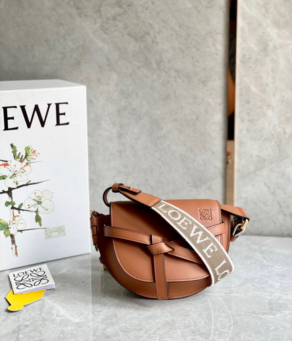 LOEWE Gate bag