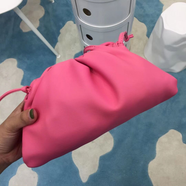 Bo*te*ga ve*ne*ta mini pouch