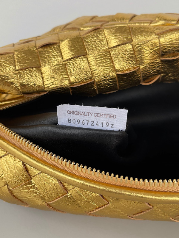 Bo*te*ga ve*ne*ta teen jodie