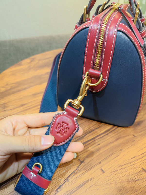 TORY BURCH jacquard wine barrel bag