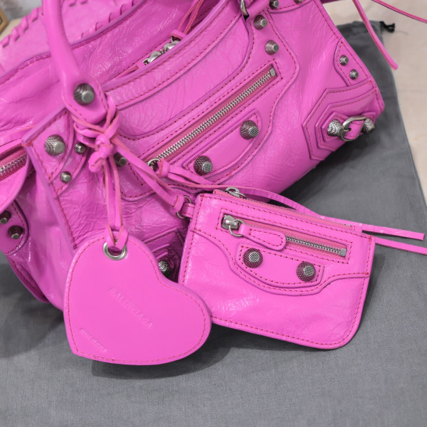 Ba*len*cia*ga neo cagole xs handbag