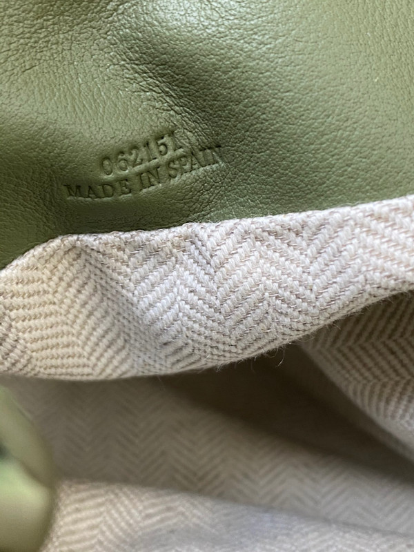 LOEWE Mini Flamenco clutch