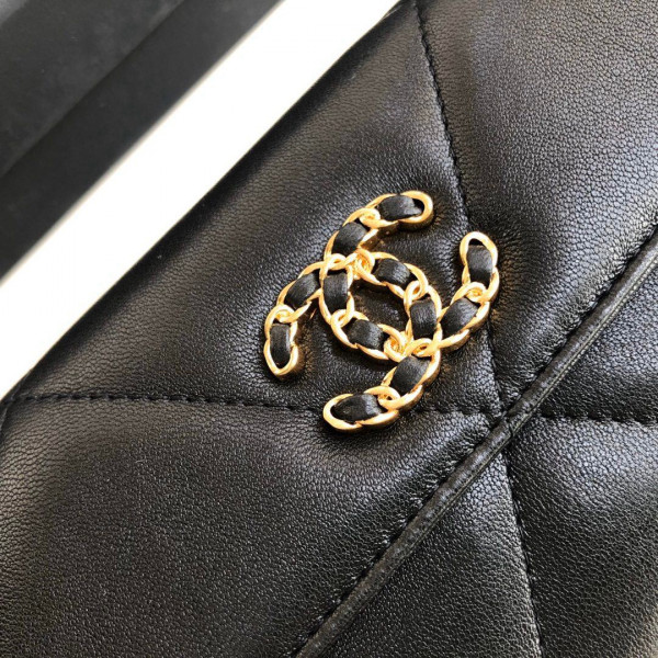 CL 19 LONG FLAP WALLET