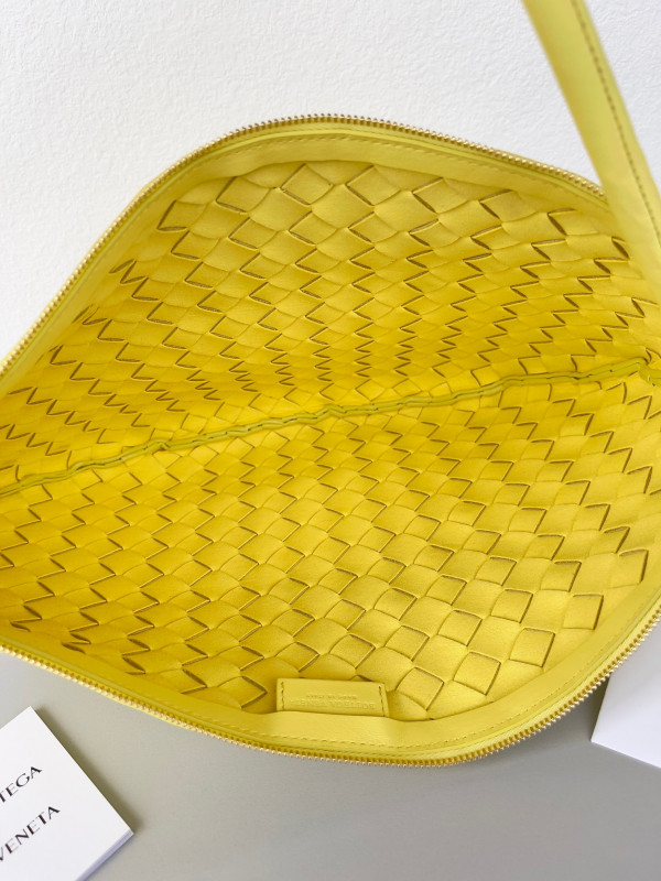 Bo*te*ga ve*ne*ta turn