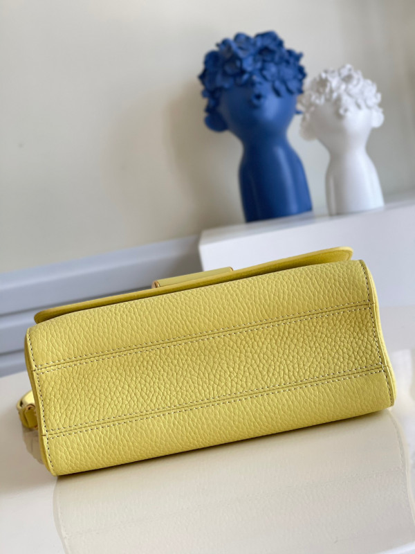 l**is V*t*n twist mm