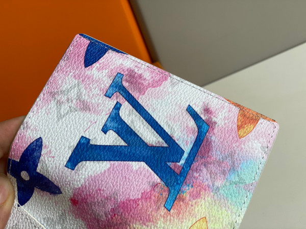 l**is V*t*n pocket organizer