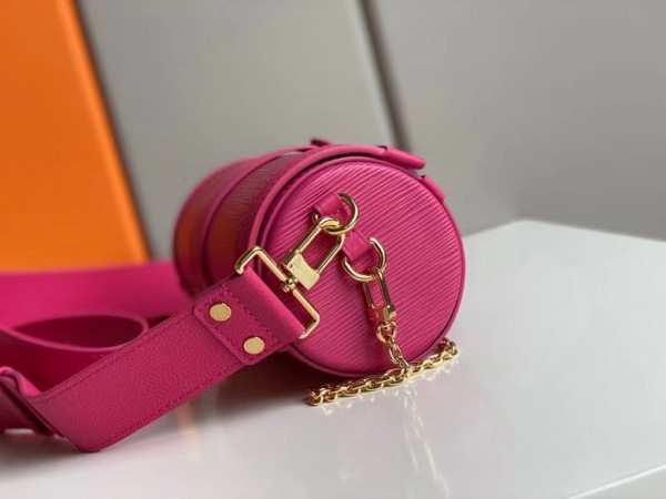 l**is V*t*n papillon trunk