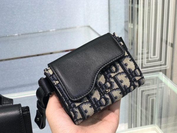 D*or elite shoulder pouch
