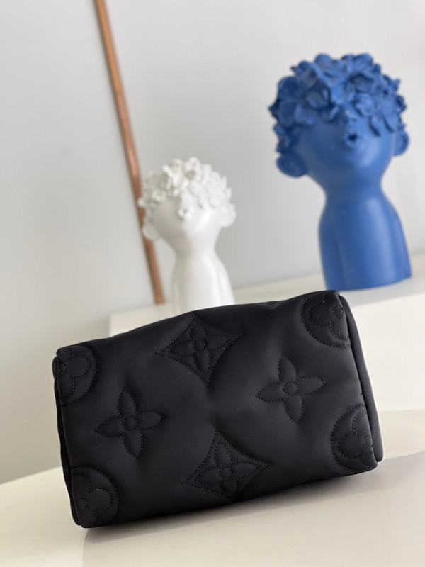 l**is V*t*n speedy bandouliÈre 25