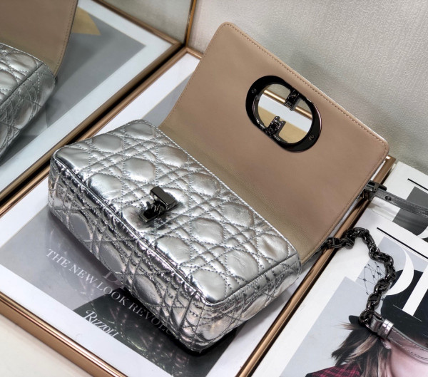 D*or small D*or caro bag