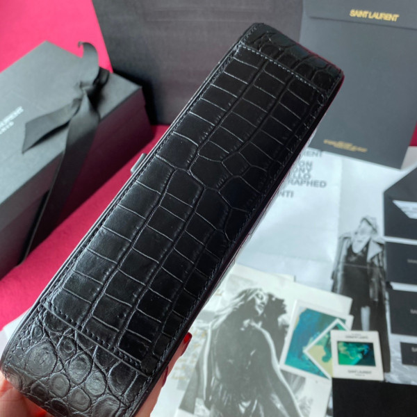 YSL LE 5 À 7 HOBO BAG