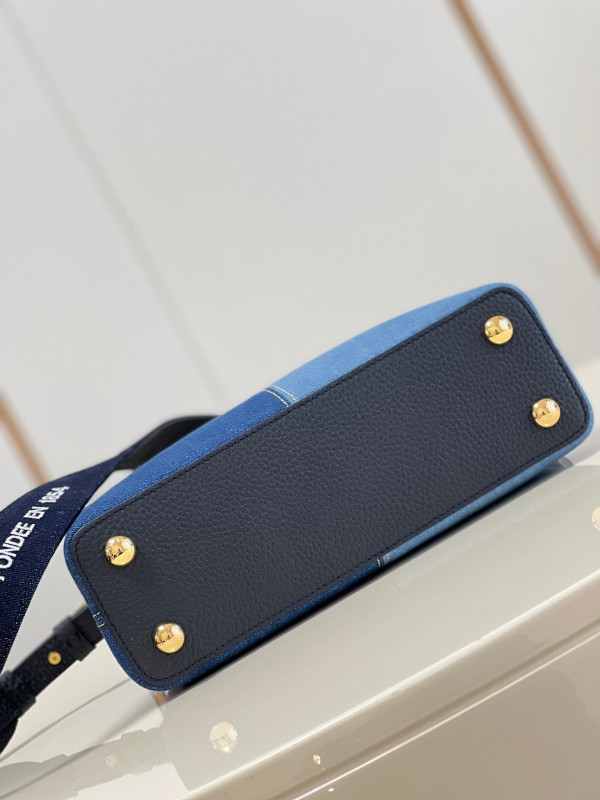 l**is V*t*n capucines bb