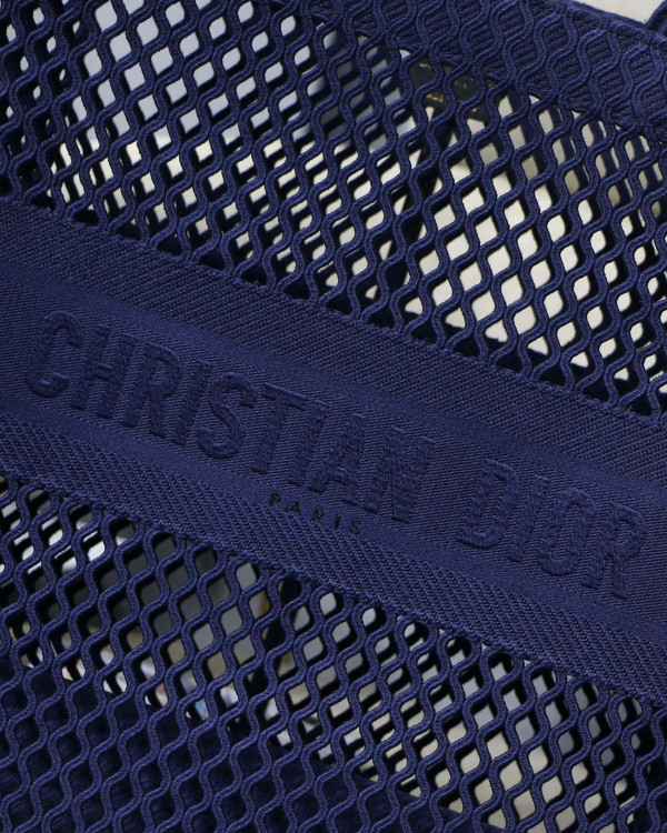 large D*or book tote