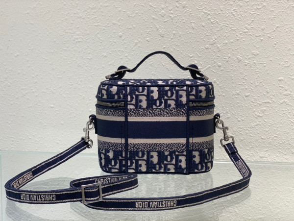 D*or small D*ortravel vanity case-18.5-13-10.5cm