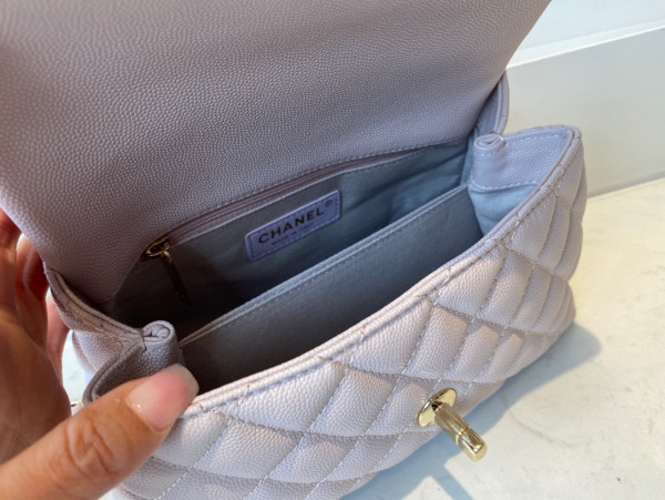 CL FLAP BAG WITH TOP HANDLE