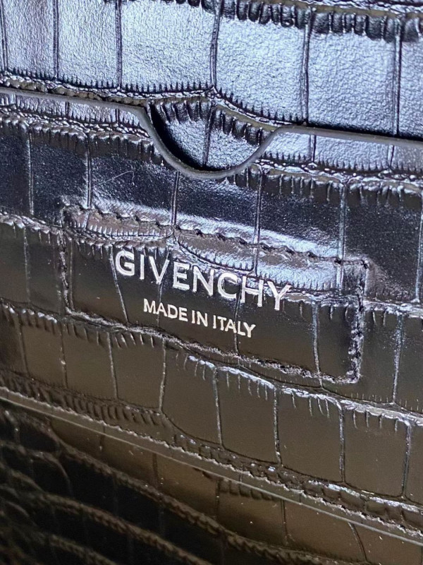 GIVENCHY ANTIGONA SOFT
