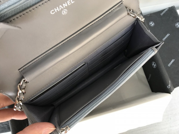 CL Flap Bag Lambskin With Gold / Silver Hardware