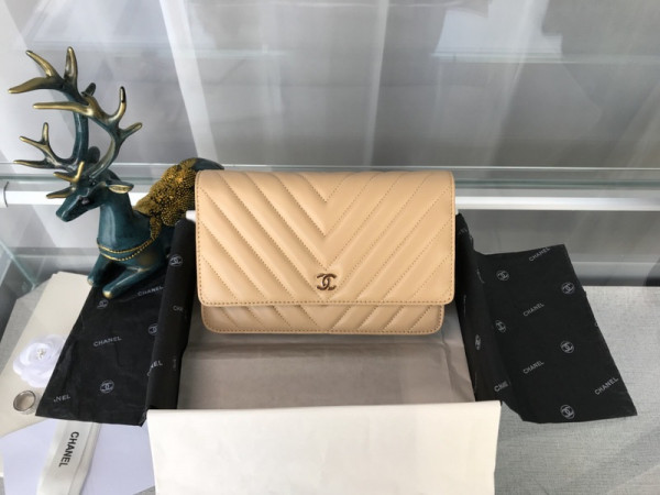 CL Flap Bag Lambskin With Gold / Silver Hardware