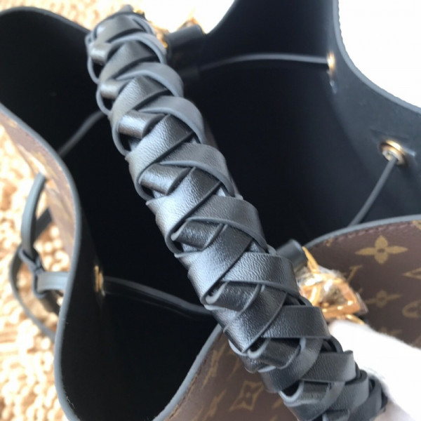 l**is V*t*n nÉonoÉ