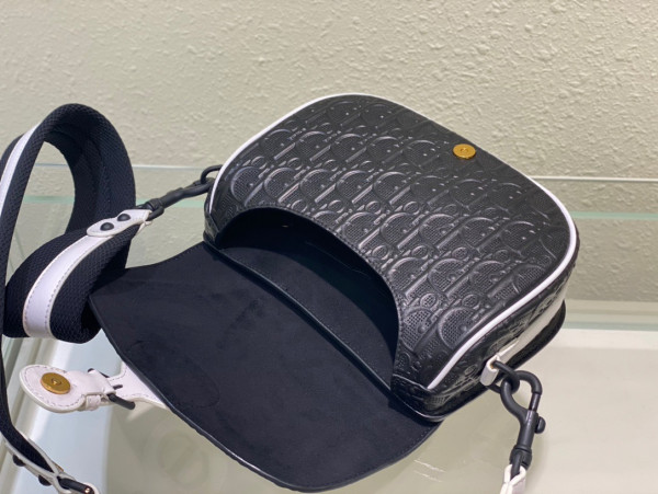 D*or bobby bag medium