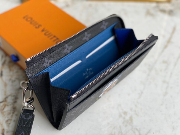 l**is V*t*n zippy dragonne